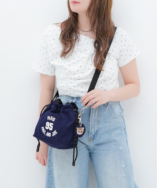 PAUL & JOE ACCESSOIRES(ポールアンドジョーアクセソワ)の「【PAUL & JOE ACCESSOIRES /ポール アンド ジョー アクセソワ 】 95 EMBROIDERY BAG 刺繍チャーム付きミニ巾着バッグ(ショルダーバッグ・レディース・ネイビー/ワイン/ブラック・FREE)」の2枚目の写真