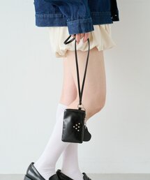 Kastane（カスタネ）の「マルチストラップケース（コインケース）」