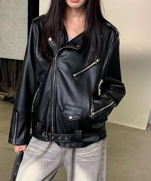 ViViDAY(ビビデー)の「ビッグシルエットフェイクレザージャケット(ライダースジャケット・レディース・ブラック・M)」の14枚目の写真