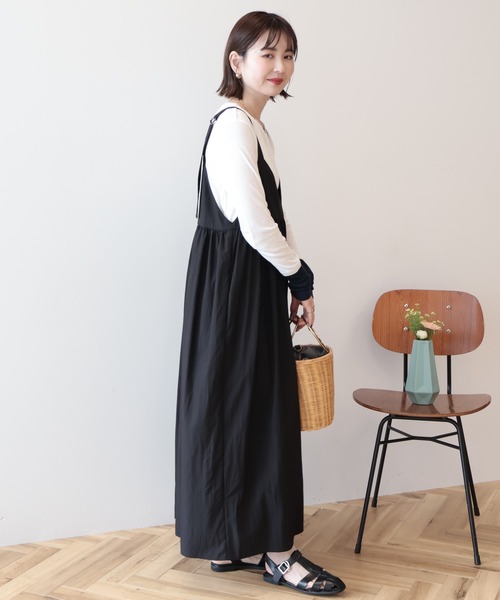AMERICAN HOLIC(アメリカンホリック)の「【選べる丈】Vネックワンピース(ワンピース・レディース・カーキ/ブラック・L/M)」の22枚目の写真