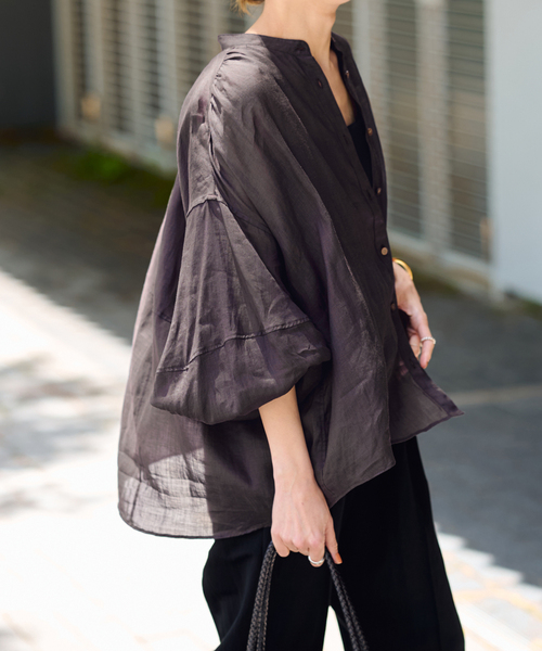 FRAMeWORK（フレームワーク）の「≪WEB限定 / 追加≫ラミーランタンスリーブバンドカラー（シャツ/ブラウス・レディース・ホワイト/ブラウン/サックスブルー・FREE）」の14枚目の写真