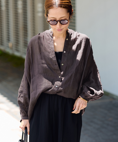 FRAMeWORK（フレームワーク）の「≪WEB限定 / 追加≫ラミーランタンスリーブバンドカラー（シャツ/ブラウス・レディース・ホワイト/ブラウン/サックスブルー・FREE）」の12枚目の写真