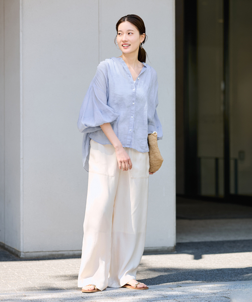 FRAMeWORK（フレームワーク）の「≪WEB限定 / 追加≫ラミーランタンスリーブバンドカラー（シャツ/ブラウス・レディース・ホワイト/ブラウン/サックスブルー・FREE）」の7枚目の写真