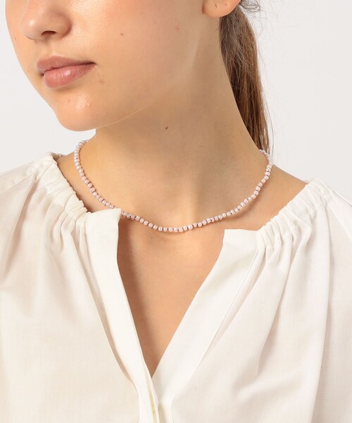 TOMORROWLAND （トゥモローランド）の「PALA LEOPARD HOOK TINY P パールネックレス（ネックレス・レディース・シルバー系その他・FREE）」の4枚目の写真