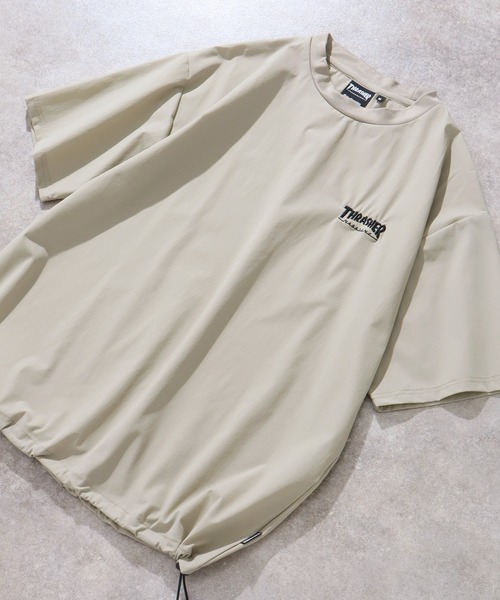 THRASHER(スラッシャー)の「【THRASHER/スラッシャー】接触冷感 ドローコード付き 半袖Tシャツ(Tシャツ/カットソー・メンズ・ブラック/グレイッシュベージュ/ブラウン・XL/L/M)」の4枚目の写真