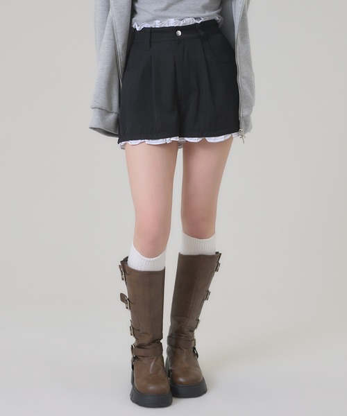 apres jour mignon(アプレジュールミニョン)の「フリルレイヤードショートパンツ(その他パンツ・レディース・ブラック/グレー・MEDIUM/LARGE)」の6枚目の写真