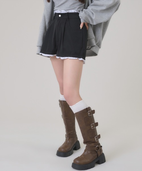 apres jour mignon(アプレジュールミニョン)の「フリルレイヤードショートパンツ(その他パンツ・レディース・ブラック/グレー・MEDIUM/LARGE)」の7枚目の写真