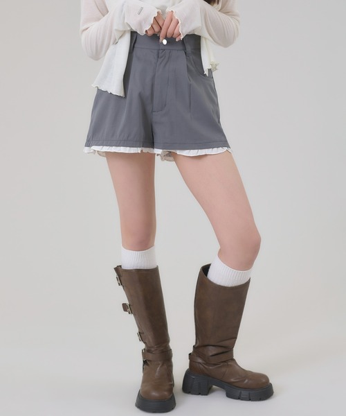 apres jour mignon(アプレジュールミニョン)の「フリルレイヤードショートパンツ(その他パンツ・レディース・ブラック/グレー・MEDIUM/LARGE)」の16枚目の写真
