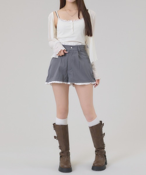 apres jour mignon(アプレジュールミニョン)の「フリルレイヤードショートパンツ(その他パンツ・レディース・ブラック/グレー・MEDIUM/LARGE)」の21枚目の写真