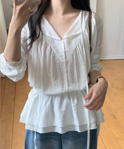 VIVID LADY(ビビッドレディー)の「ドロスト ウエストフレア チュニックブラウス(シャツ/ブラウス・レディース・ブラック/アイボリー・FREE)」の4枚目の写真