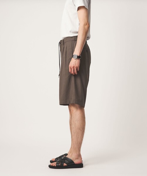 green label relaxing(グリーンレーベルリラクシング)の「TR 和紙 2プリーツ ショート パンツ ショーツ(その他パンツ・メンズ・ダークグレー/モカ・L/M/XL/S)」の7枚目の写真