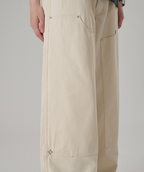 ONCILY(オンシェリー)の「STUDS DOUBLE KNEE TWILL PANTS / スタッズダブルニーツイルパンツ(その他パンツ・メンズ・ブラック/オフホワイト・SMALL/MEDIUM/LARGE)」の16枚目の写真