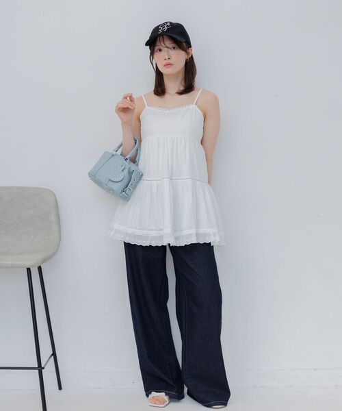 ems excite(エムズエキサイト)の「【2サイズ展開】レース付きワイドデニムPT(デニムパンツ・レディース・ライトブルー/ダークブルー・MEDIUM/SMALL)」の12枚目の写真