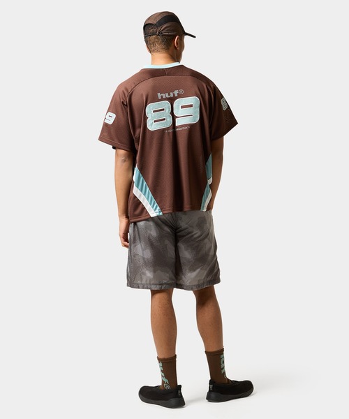 HUF(ハフ)の「CROSS CONDITIONS FOOTBALL CREW(Tシャツ/カットソー・メンズ・カモフラージュ/ブラック/ブラウン・XL/L/M/S)」の17枚目の写真
