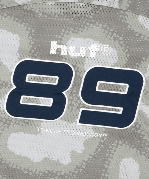 HUF(ハフ)の「CROSS CONDITIONS FOOTBALL CREW(Tシャツ/カットソー・メンズ・カモフラージュ/ブラック/ブラウン・XL/L/M/S)」の7枚目の写真