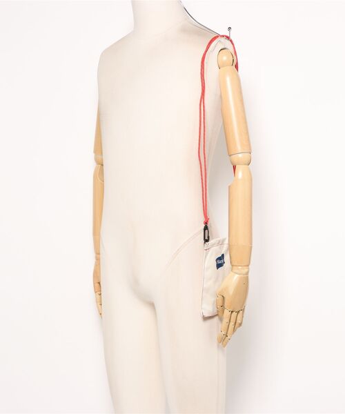 HANES（ヘインズ）の「【Hanes】フラッグプリントミニショルダー 60334803 TCP（ショルダーバッグ・レディース・ブルー/パープル/レッド・FREE）」の7枚目の写真