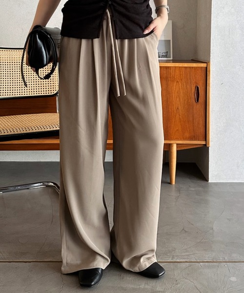Eclat one(エクラワン)の「【Eclat one】ワイドストレート イージーパンツ(スラックス・レディース・ベージュ/チャコール/ブラック・FREE)」の17枚目の写真