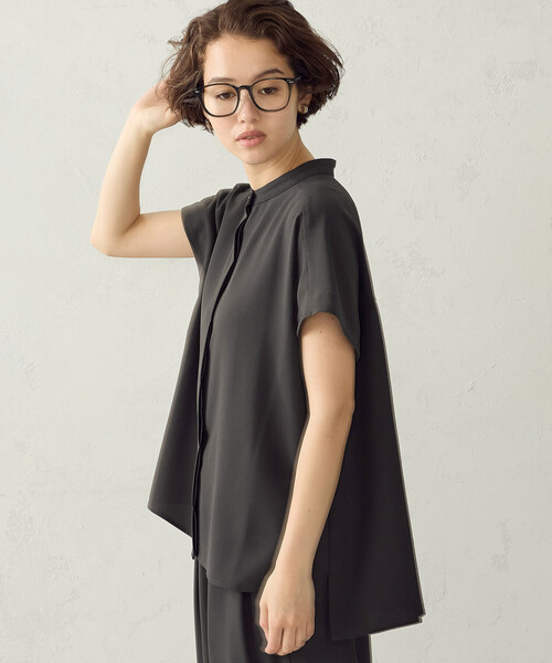 COMME CA ISM(コムサイズム)の「【セットアップ対応】シフォンジョーゼット バックプリーツブラウス(シャツ/ブラウス・レディース・キャメル/チャコール・MEDIUM/LARGE)」の21枚目の写真