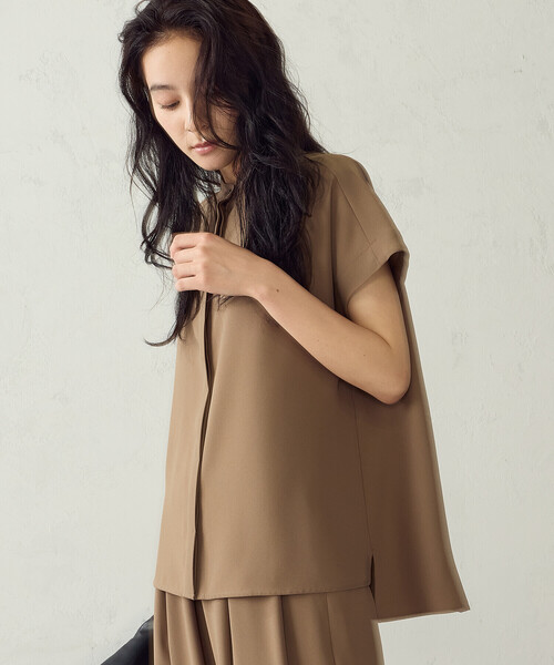 COMME CA ISM(コムサイズム)の「【セットアップ対応】シフォンジョーゼット バックプリーツブラウス(シャツ/ブラウス・レディース・キャメル/チャコール・MEDIUM/LARGE)」の14枚目の写真