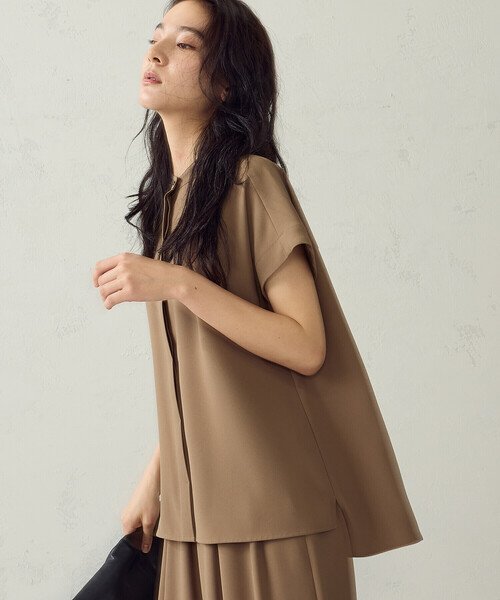COMME CA ISM(コムサイズム)の「【セットアップ対応】シフォンジョーゼット バックプリーツブラウス(シャツ/ブラウス・レディース・キャメル/チャコール・MEDIUM/LARGE)」の13枚目の写真