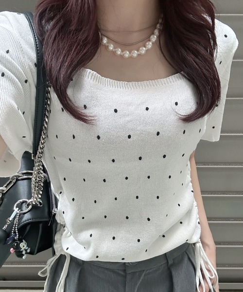 mebole（メボレ）の「Dot Shirring Top（ニット/セーター・レディース・ホワイト/ブルー/ブラック・FREE）」の2枚目の写真