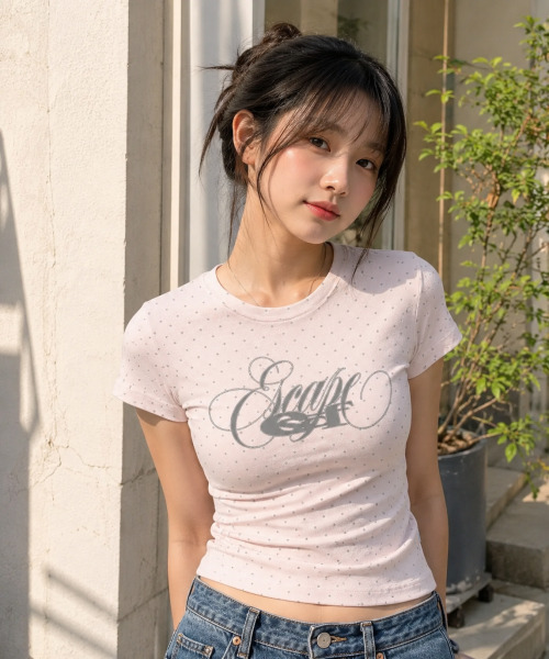 ESCAPEFROM(エスケープフロム)の「ラインイースケープレタリングプリントドットスリムフィット半袖Tシャツライトピンク(Tシャツ/カットソー・レディース・その他・MEDIUM)」の1枚目の写真