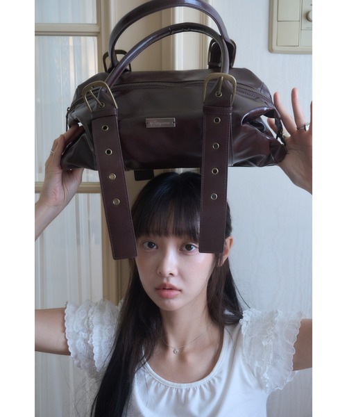 Smyeon(スミョン)の「Belt detail handbag/ベルトデザインハンドバッグ(ハンドバッグ・レディース・グリーン/ダークブラウン/ベージュ/ライトブルー・FREE)」の13枚目の写真