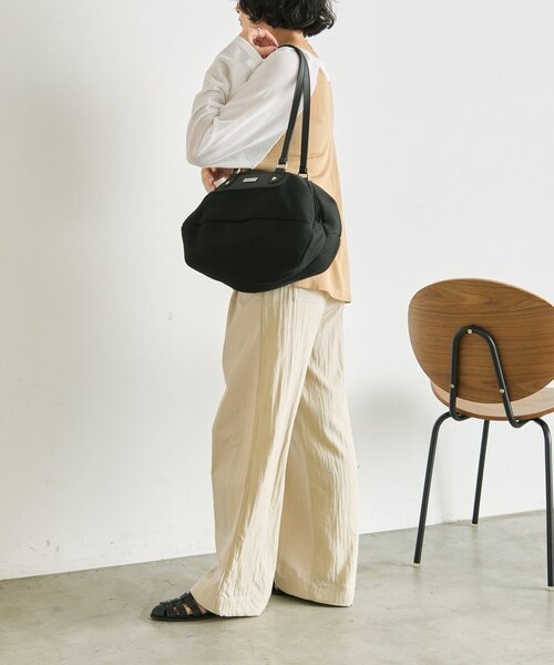 ear PAPILLONNER(イアパピヨネ)の「【TERESA CAMBI(テレサカンビ)】ear別注メッシュロングハンドルボストンバッグ(ボストンバッグ・レディース・ブラック/グレー/イエロー・FREE)」の8枚目の写真