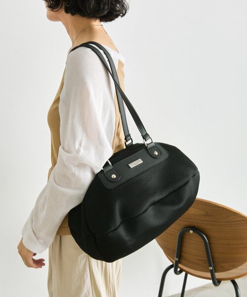 ear PAPILLONNER(イアパピヨネ)の「【TERESA CAMBI(テレサカンビ)】ear別注メッシュロングハンドルボストンバッグ(ボストンバッグ・レディース・ブラック/グレー/イエロー・FREE)」の10枚目の写真