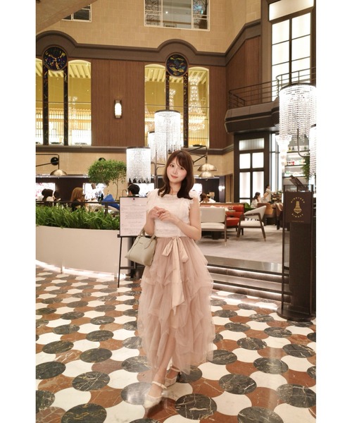 MISTREASS（ミストレアス）の「Sheer Sparkle Frill Top（シャツ/ブラウス・レディース・アイボリー・FREE）」の14枚目の写真