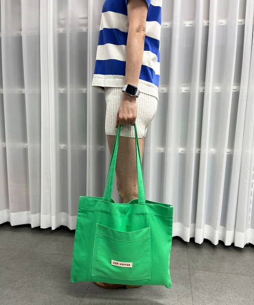DER KOFFER（デルコッファー）の「SHOPPER POCKET BAG [L/GREEN]（エコバッグ/サブバッグ・レディース・その他・FREE）」の3枚目の写真