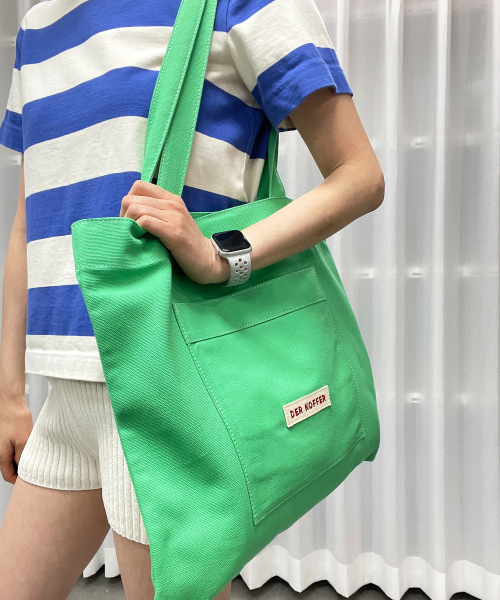 DER KOFFER（デルコッファー）の「SHOPPER POCKET BAG [L/GREEN]（エコバッグ/サブバッグ・レディース・その他・FREE）」の4枚目の写真