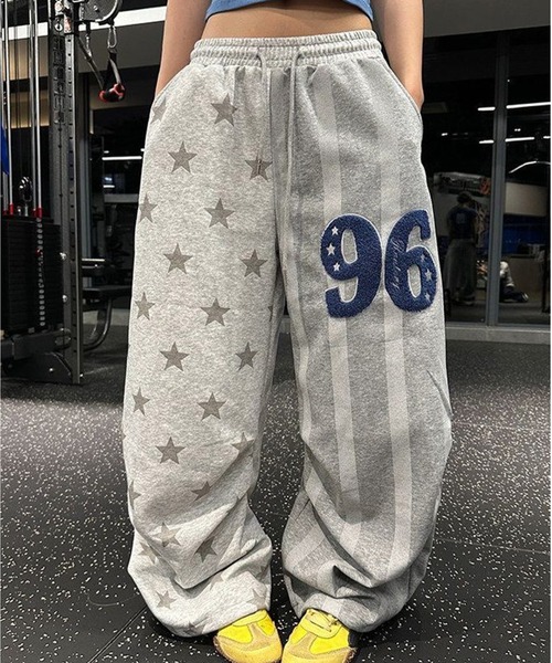 AsheKsha（アシクシャ）の「星と数字のグレー切り替えパンツ（スウェットパンツ・レディース・グレー・F）」の12枚目の写真