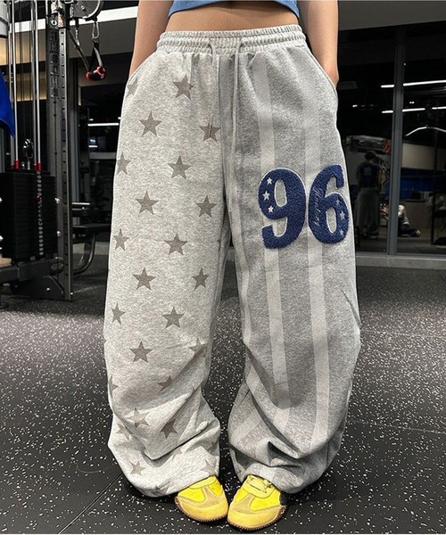 AsheKsha（アシクシャ）の「星と数字のグレー切り替えパンツ（スウェットパンツ・レディース・グレー・F）」の14枚目の写真