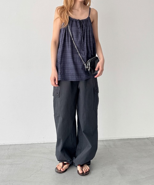 CANAL JEAN(キャナルジーン)の「El mar ガーゼチェックキャミチュニック(キャミソール・レディース・ネイビー・ONE SIZE)」の4枚目の写真