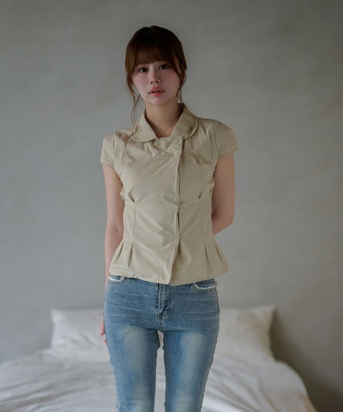 M DOLLY(エムドリー)の「French button betty tops / フレンチボタンベティトップス(シャツ/ブラウス・レディース・ホワイト/ベージュ・FREE)」の3枚目の写真