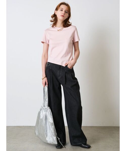 ELENDEEK（エレンディーク）の「パネルタックデニムワイドパンツ（デニムパンツ・レディース・ライトブルー/ブラック・02/01）」の7枚目の写真