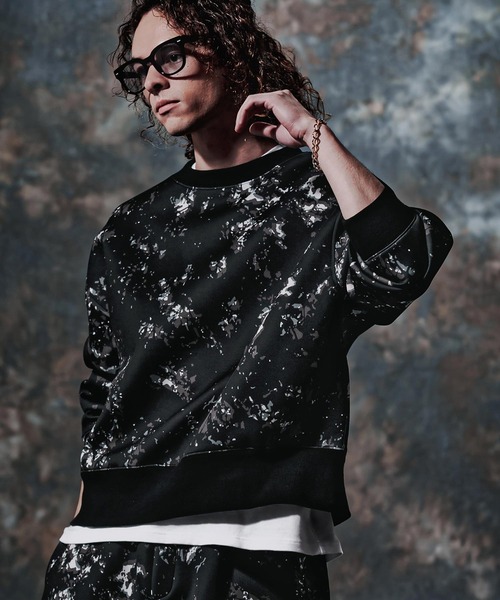 Jih Nunc(ジーヌンク)の「msw1907-総柄スプラッシュプリントスウェット(JIH-R1213)(スウェット・メンズ・ネイビー/ブラウン/ブラック・S/L/M)」の1枚目の写真