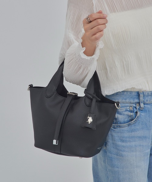 U.S. POLO ASSN.(ユーエスポロアッスン)の「【U.S. POLO ASSN.】≪別注≫キーリング付 2WAYバケットトートバッグ ショルダーバッグ(ショルダーバッグ・レディース・ブラウン/グレイッシュベージュ/ブラック・FREE)」の22枚目の写真