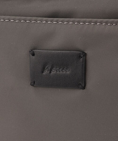 J.PRESS(ジェイプレス)の「立体ポケット バックパック(バックパック/リュック・レディース・ダークブラウン系/ブラック系/グレー系・F)」の20枚目の写真