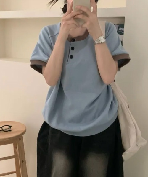 Emilie(エミリー)の「バイカラー ヘンリーネック半袖トップス(Tシャツ/カットソー・レディース・ライトブルー/クリーム/ブラック・FREE)」の8枚目の写真