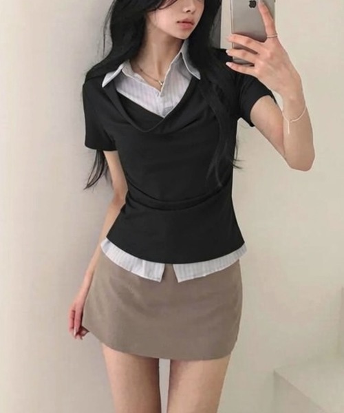 Emilie(エミリー)の「ドレープネック レイヤードシャツドッキング 半袖トップス(シャツ/ブラウス・レディース・ブラック/グレー/チャコールグレー・FREE)」の14枚目の写真