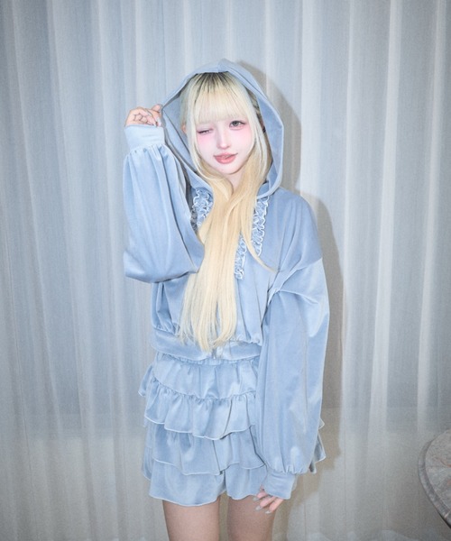 Lovilyn(ラヴィリン)の「フリルベロアジャージパーカー(パーカー・レディース・ブラウン/サックスブルー/ピンク・FREE)」の11枚目の写真