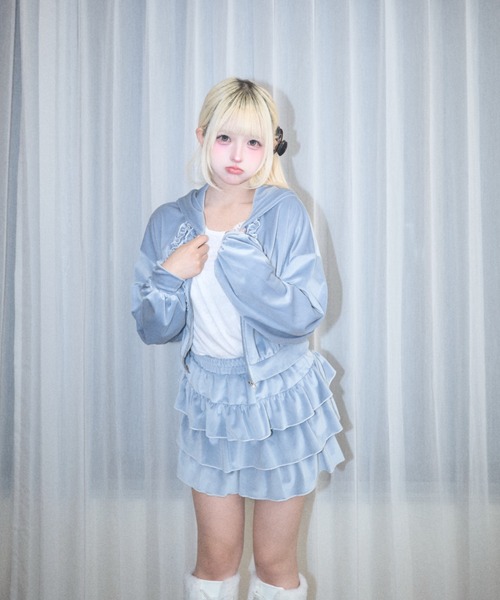 Lovilyn(ラヴィリン)の「フリルベロアジャージパーカー(パーカー・レディース・ブラウン/サックスブルー/ピンク・FREE)」の18枚目の写真