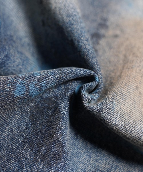 1111clothing（ワンフォークロージング）の「ヴィンテージ加工 バレルジーンズ / Vintage Wash Barrel Leg Jeans（デニムパンツ・メンズ・ブルー・XL/L/M）」の2枚目の写真