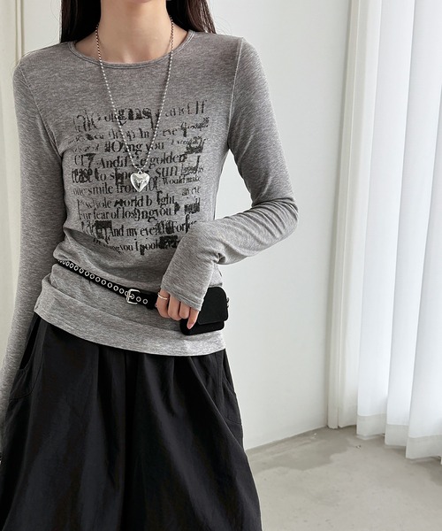 Girly Doll（ガーリードール）の「レタリングプリントロングTシャツ（シャツ/ブラウス・レディース・ホワイト/ライトグレー・FREE）」の16枚目の写真