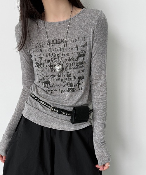 Girly Doll（ガーリードール）の「レタリングプリントロングTシャツ（シャツ/ブラウス・レディース・ホワイト/ライトグレー・FREE）」の19枚目の写真