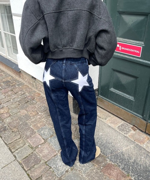boemy(ボエミー)の「スターデザイン ストレートデニム(デニムパンツ・レディース・ブルー系その他/ブルー・L/M/S)」の4枚目の写真