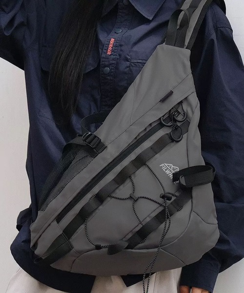 WESTSEA(ウエストシー)の「ナイロン ワンショルダーバッグ 軽量 A4収納 ボディバッグ(ボディバッグ/ウエストポーチ・メンズ・グレー/ブラック・FREE)」の10枚目の写真