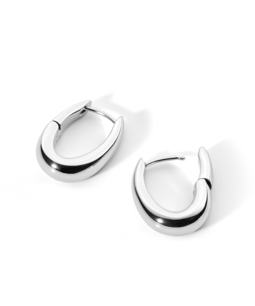 Daniel Wellington(ダニエルウェリントン)の「Flow Earring 20.0mm ローズゴールド/ゴールド/シルバー(ピアス(両耳用)・レディース・ピンクゴールド/イエローゴールド/シルバー・ONE SIZE)」の5枚目の写真